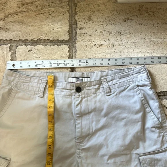 Tommy Hilfiger khaki cargo shorts size36 great condition super soft comfortable - Picture 11 of 14